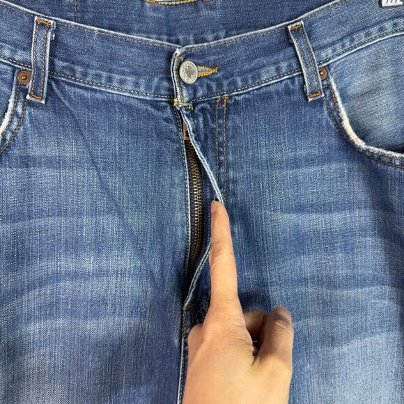 Lucky Brand Dungarees Loose Fit Short Length Jeans Mens 34x27 Blue Raw Hem Baggy - Picture 4 of 13